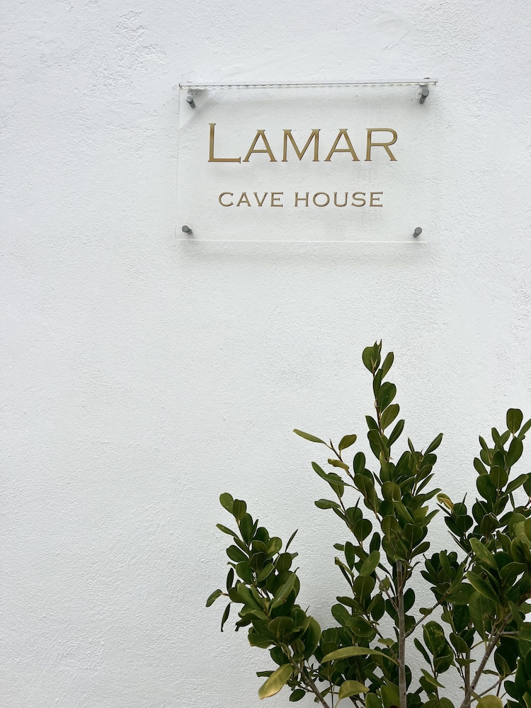 Lamar Cave House 1 Bedroom view 3