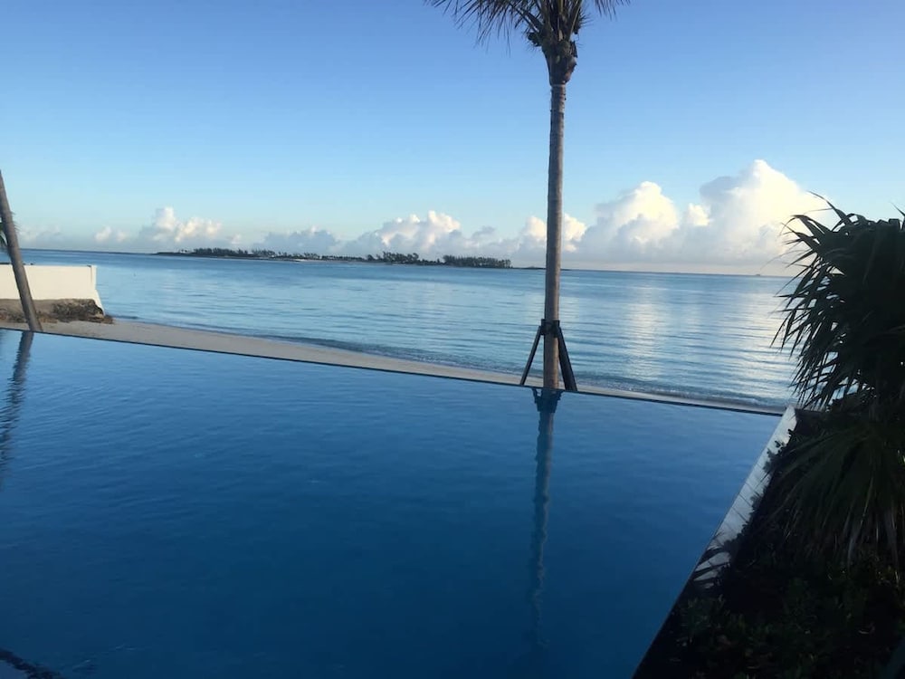 2 Bed Condo at ONE Cable Beach With Balcony