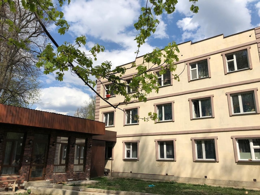 Hostel 128