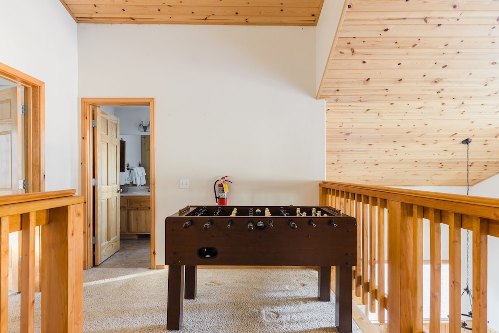 Jumper By Avantstay Serene Stylish Cabin w Hot Tub