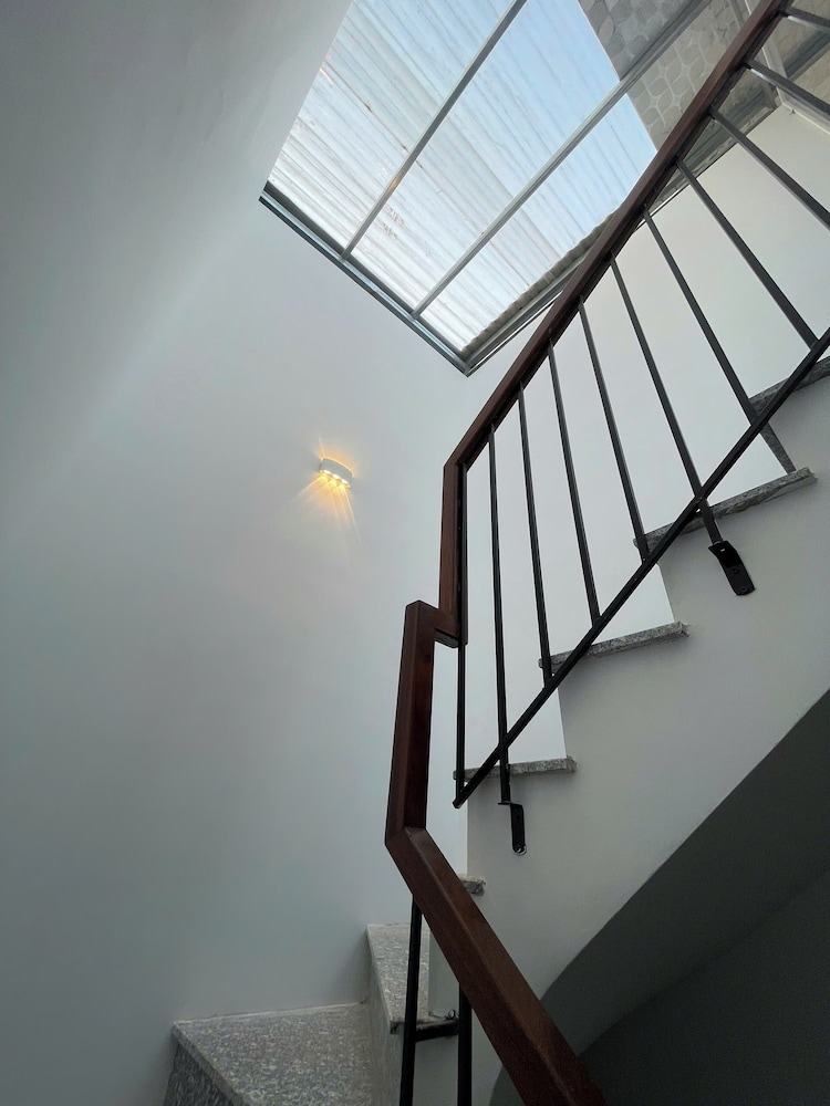 Era Apartment Duong Lang