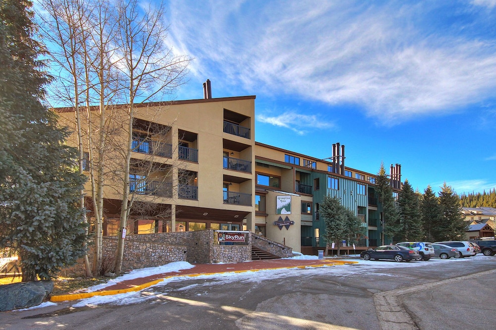 Newly Remodeled Ski-In Ski-Out Right By The Lift - FP304 by RedAwning