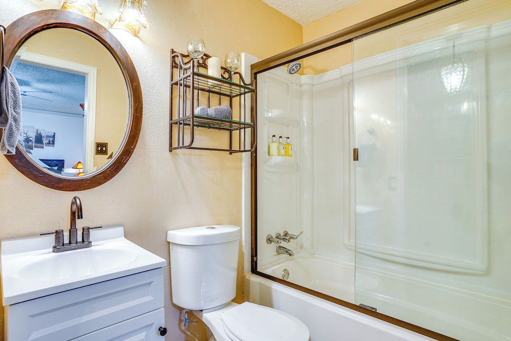 Peace, Space & Starry Nights: Ranch Home in Azle