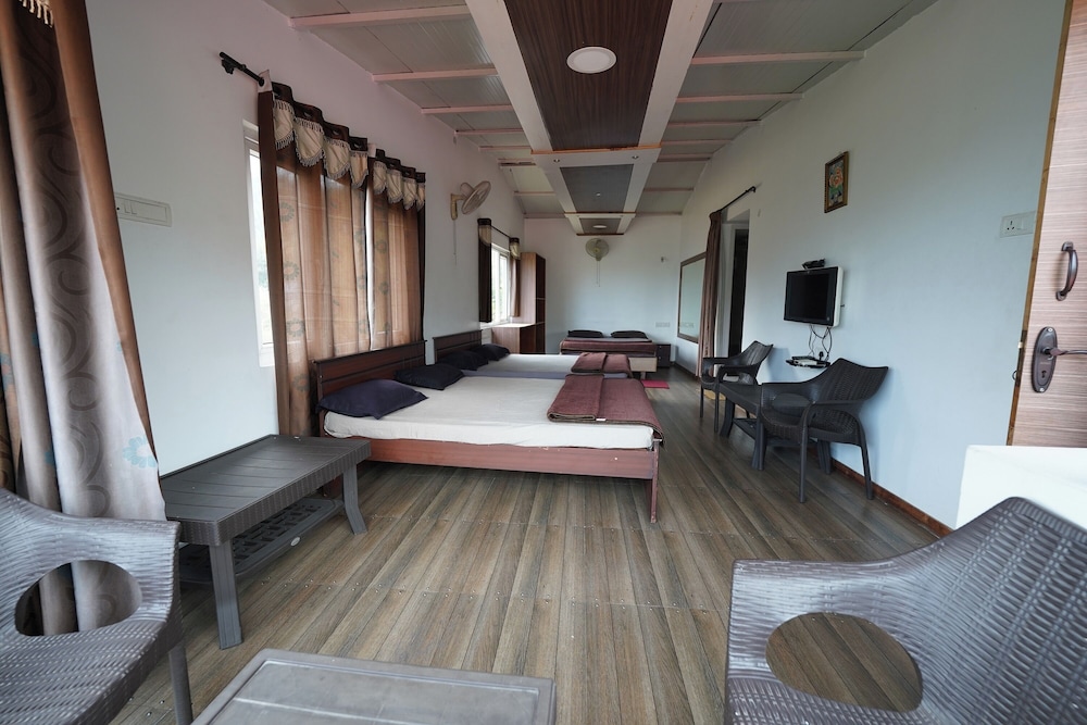Bison Inn Ooty
