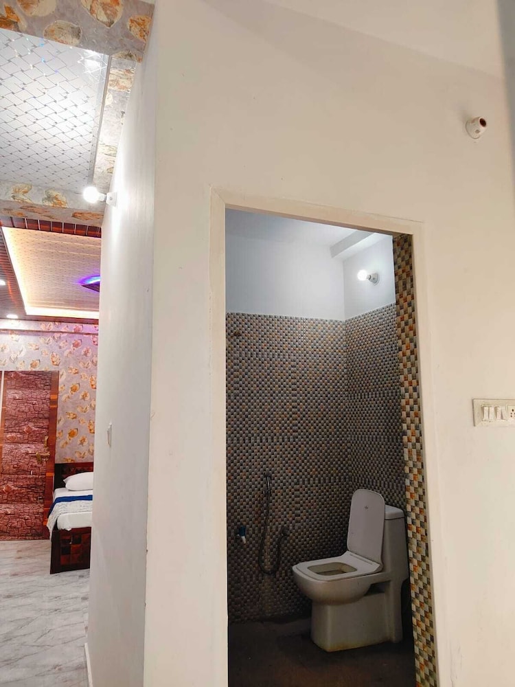 Kashi Cottage Homestay By GRB