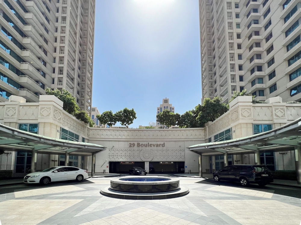GLOBALSTAY 29 Boulevard Tower 1