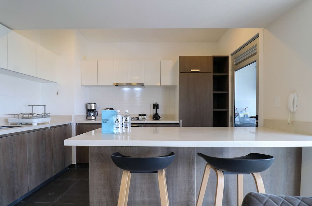 w Comfy 2BR w Park View in Miraflores