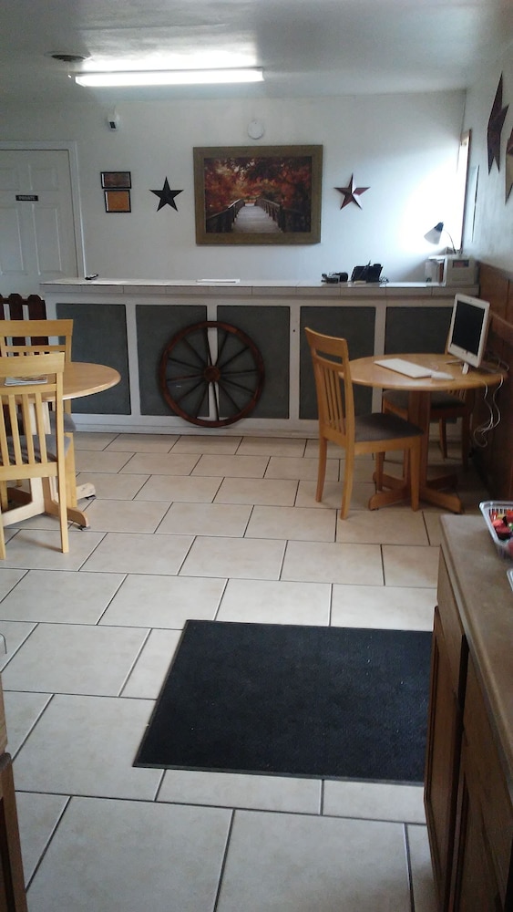 American Star Inn view 3