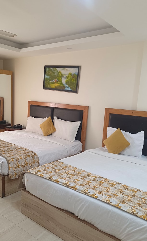 Hotel Ambrosia Delhi Airport