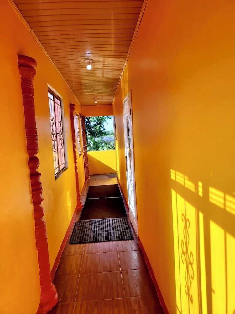Studio 27 Inn