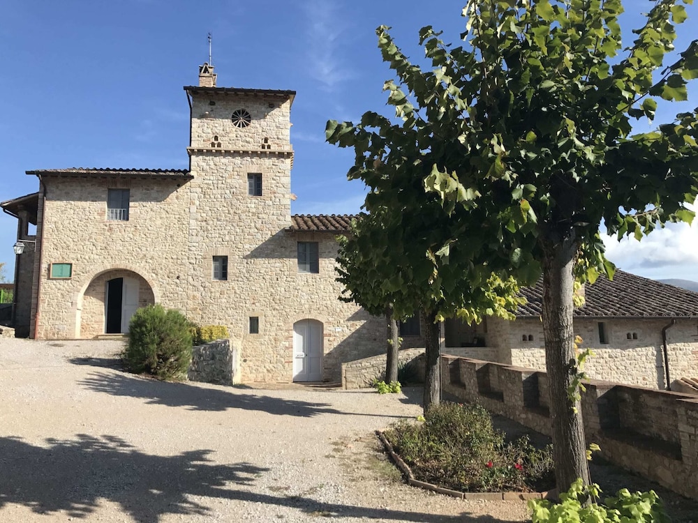 Belvilla by OYO Borgo Sanvico Forrest view 3