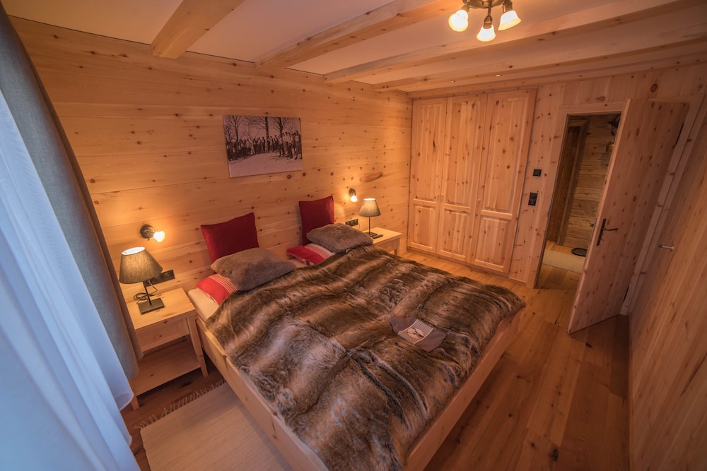 Braitos Seaside Lodges