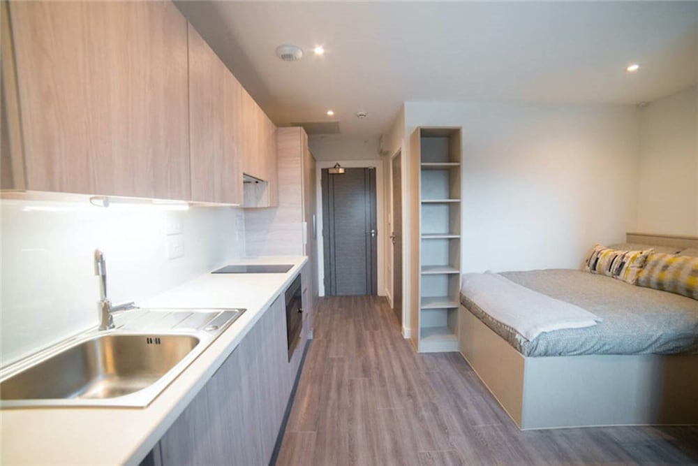 Stylish Studios SHEFFIELD view 5