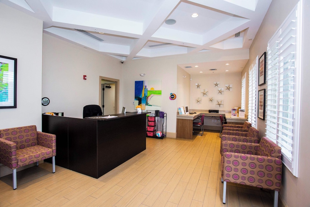 Cozy 3Bd W/ Free Waterpark @ Enclaves At Festival 713 - Image 2