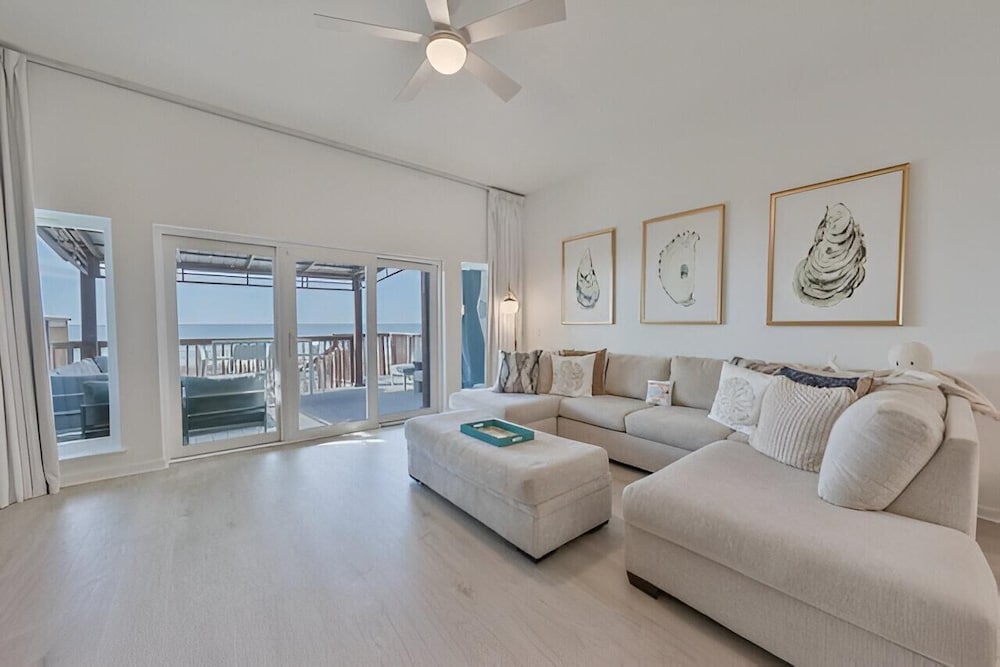 Gulfs Edge Townhome #7- Sun-kissed Memories