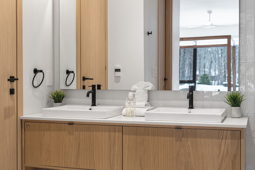 Ostrya by Tremblant Platinum