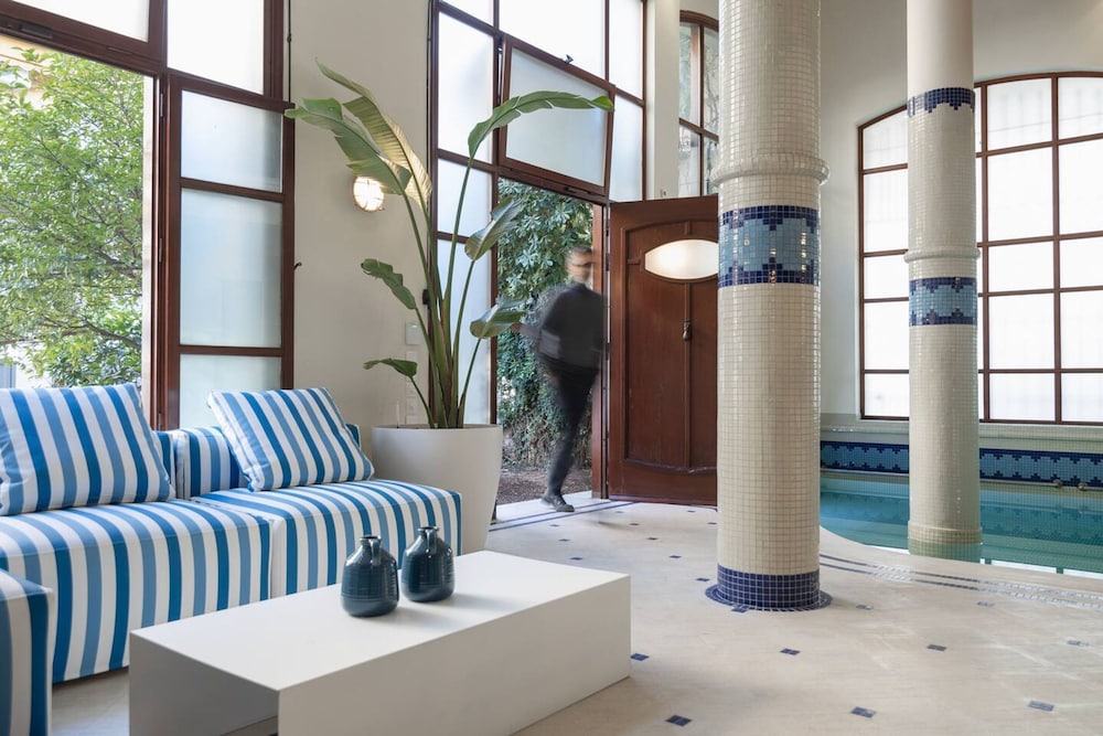 Ma Maison Downtown Villa N 8 Indoor Heated Pool