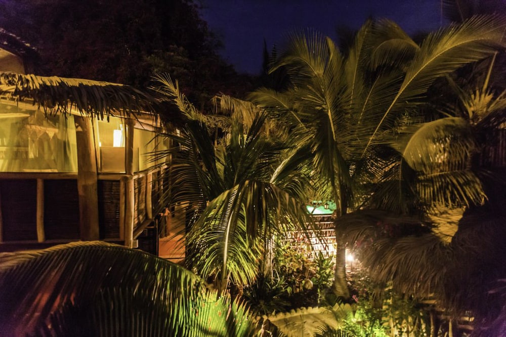 La Maison Eco House & Rooms