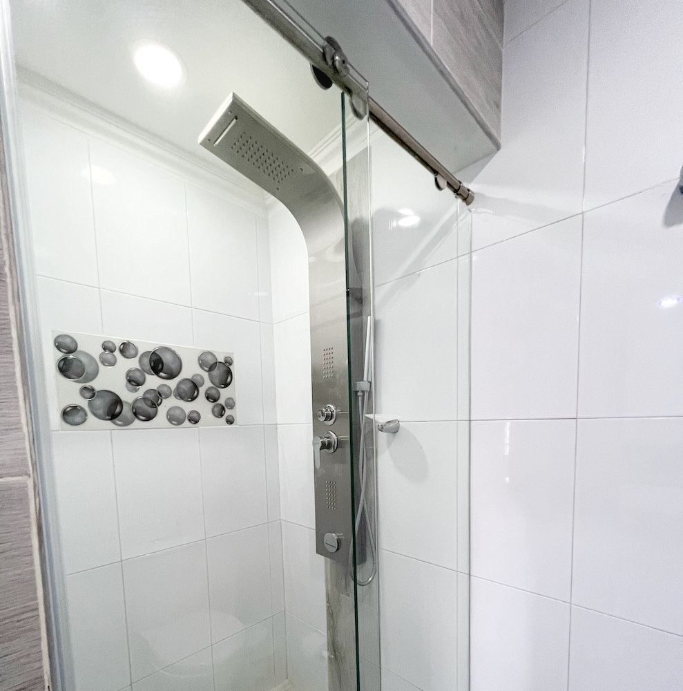 APARTAMENTO CON BALCON BY PARCEROS GROUP