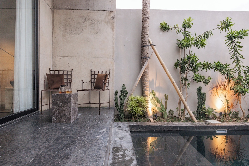 Villa Mor by Alfred in Bali