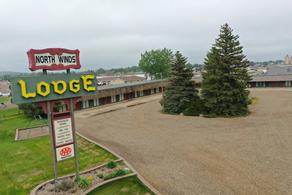 North Winds Lodge LLC