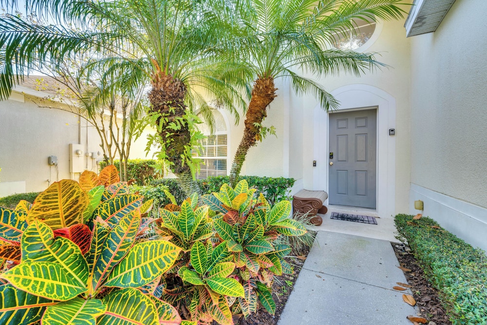 3 Mi to Disney: Family-friendly Home!