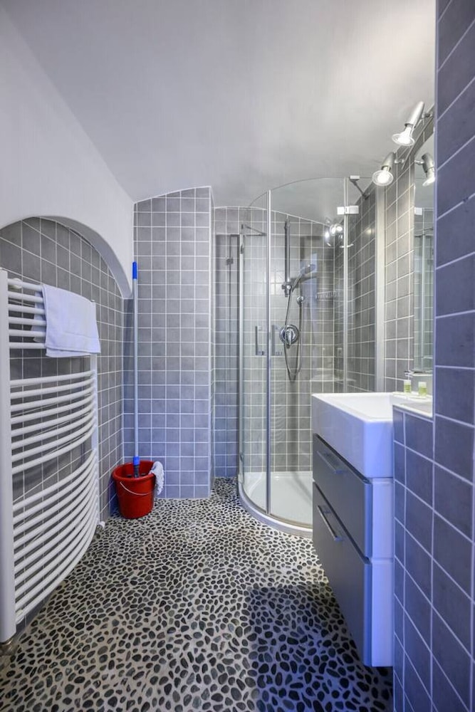 Spacious 2BR Stay for 6 Heart of Mödling