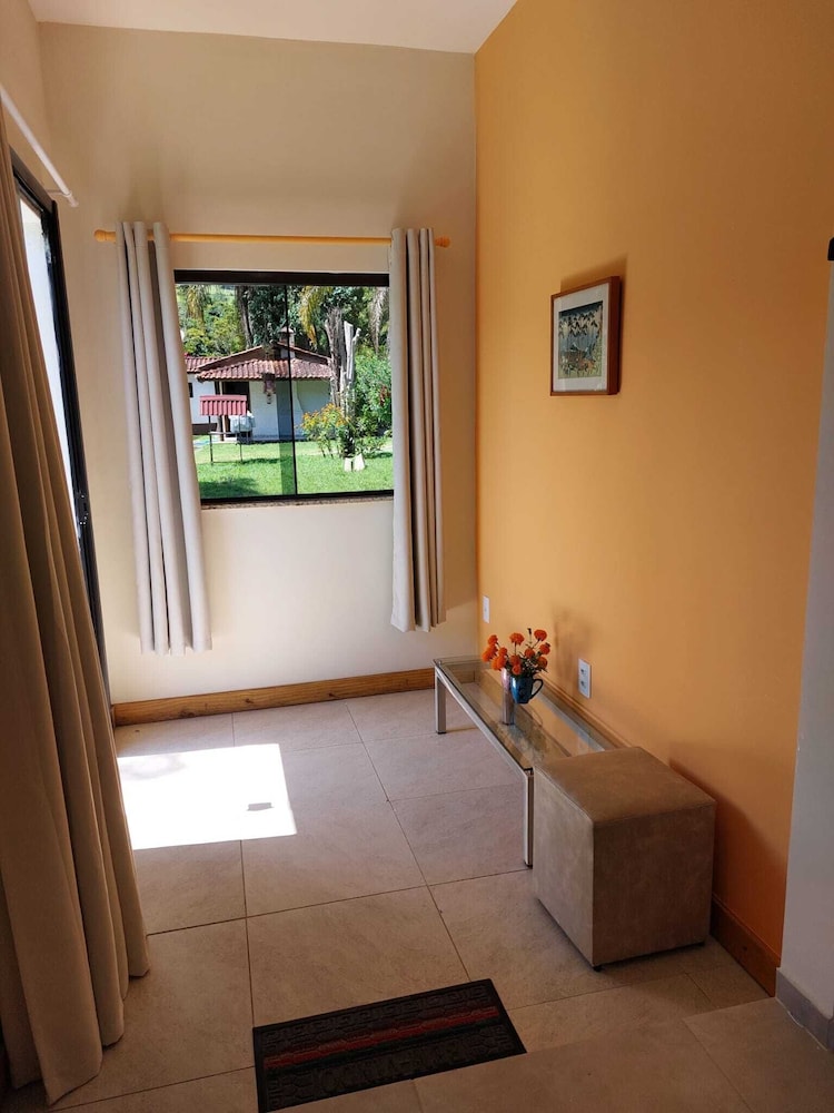 Acalanto Inn