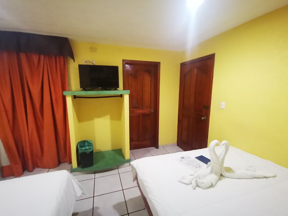Poza Rica Vacations - Hotel Casa Real - Property Image 6