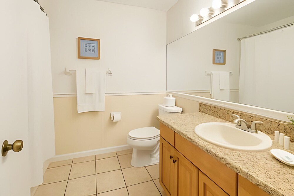 Prime Location! 3bd/2ba Villa