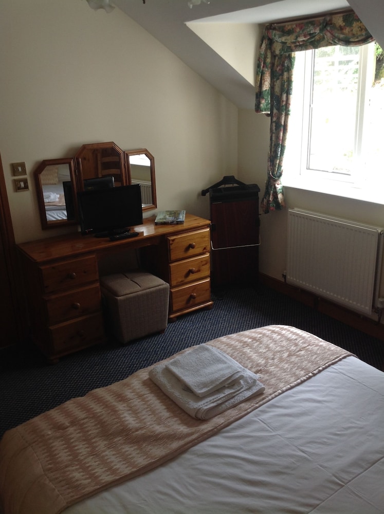 Glan Yr Afon Inn