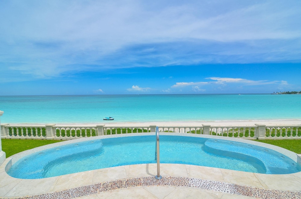 Villa C B by the Sea