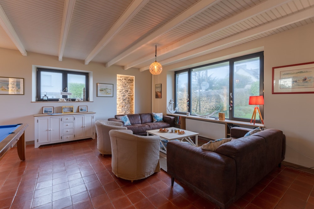 Mansion in Landunvez Near Plage de Penfoul