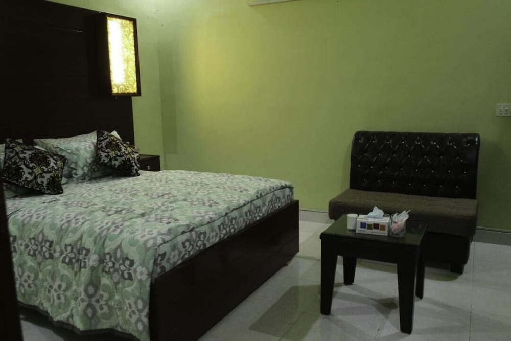 Kehkashan accomodation