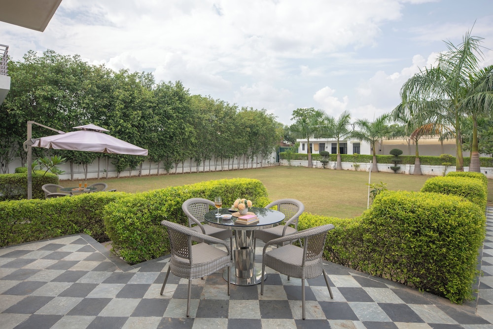 The Nivaas Villa Bonita