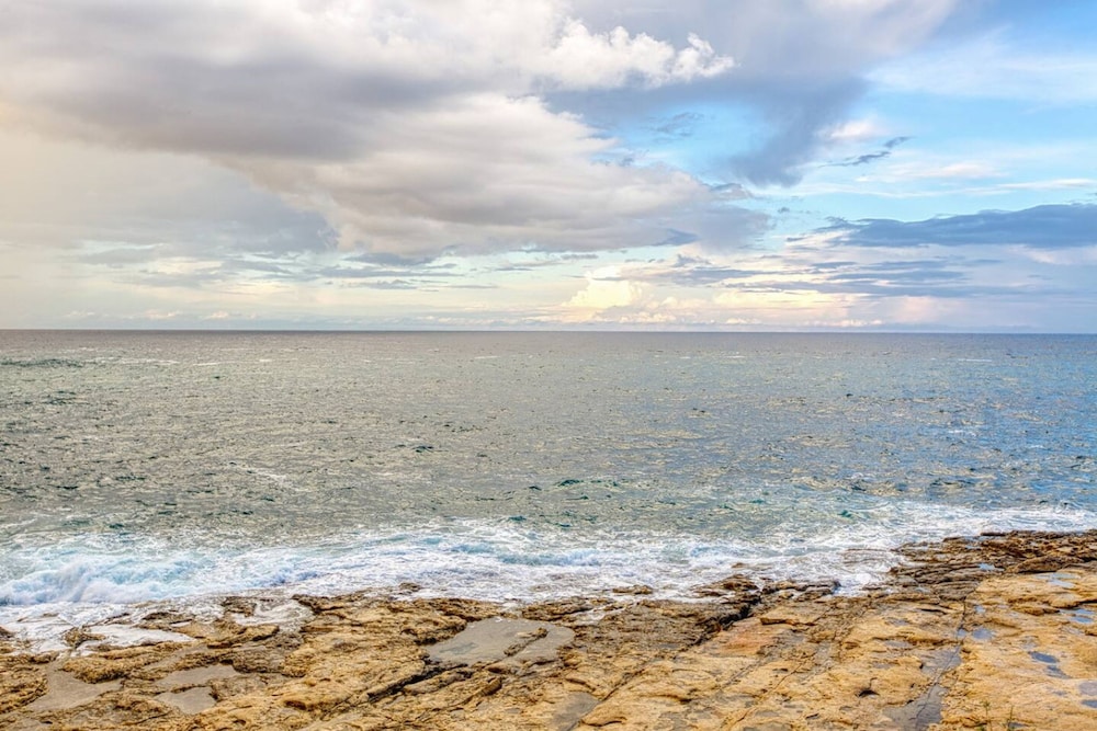 Benny s Seaside Escape Sliema
