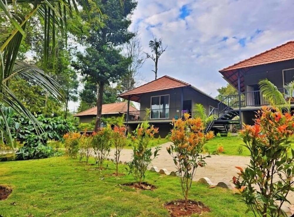 Abbi Valley Resorts