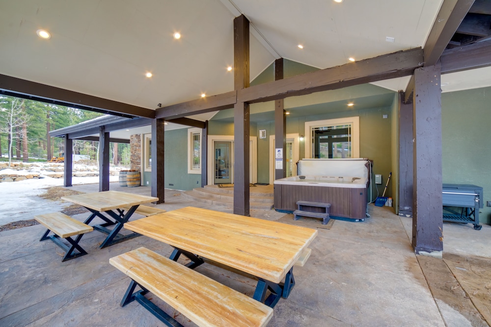 Reno Vacations - Sleek Reno-lake Tahoe Retreat, 4 Mi to Ski Mt Rose - Property Image 21