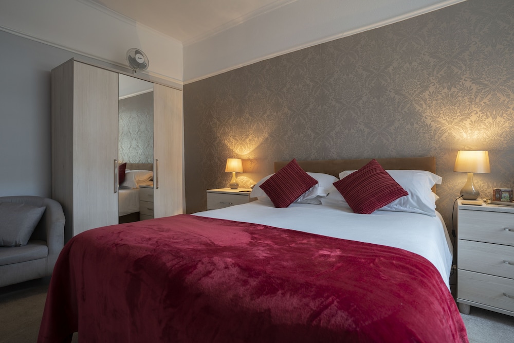 Lyndale Guest House
