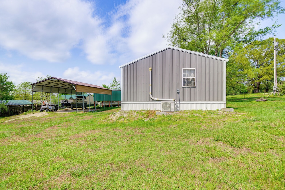 Bring Your Boat: Cabin w/ Lake Access in Halfway