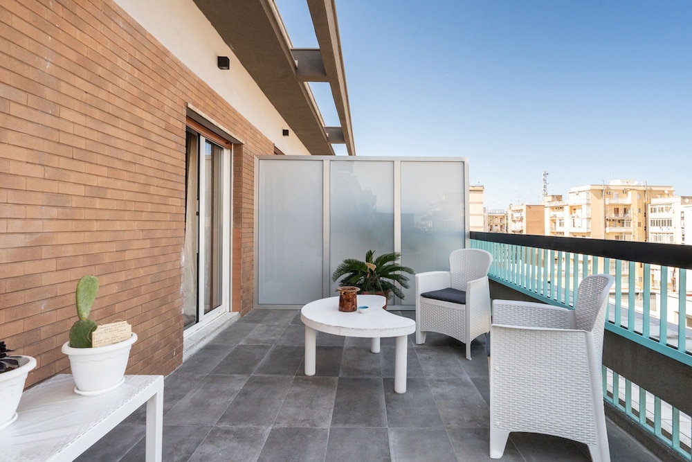 Gil s Penthouse by Wonderful Italy