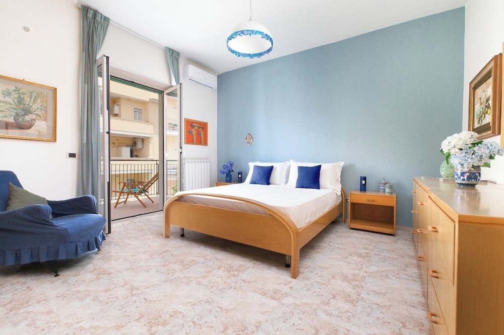 New Family 3 Bedrooms House In Sorrento