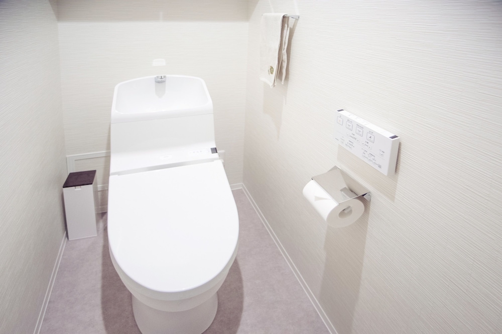 HOYOU Suite Residence Osaka Ashiharabashi Station Front
