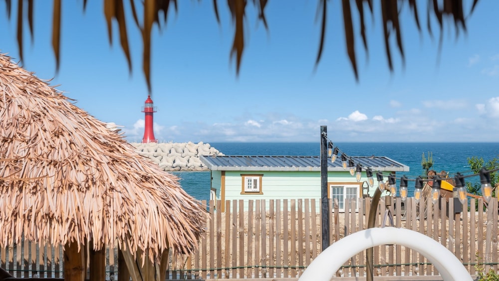 Gangneung Aladdin Surfing Pension