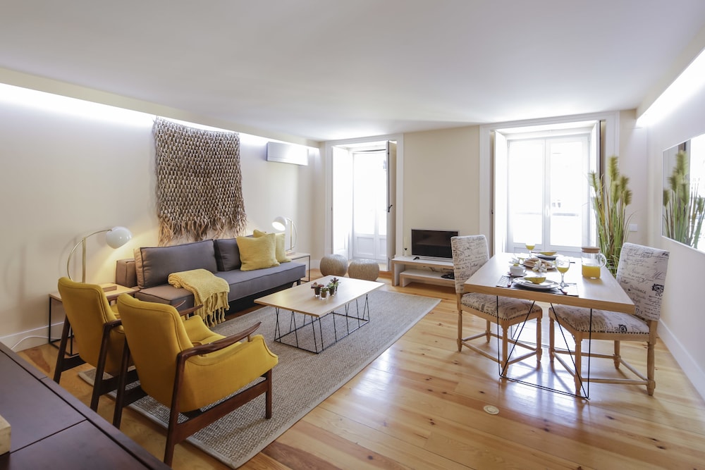 Baixa Apartments by linc