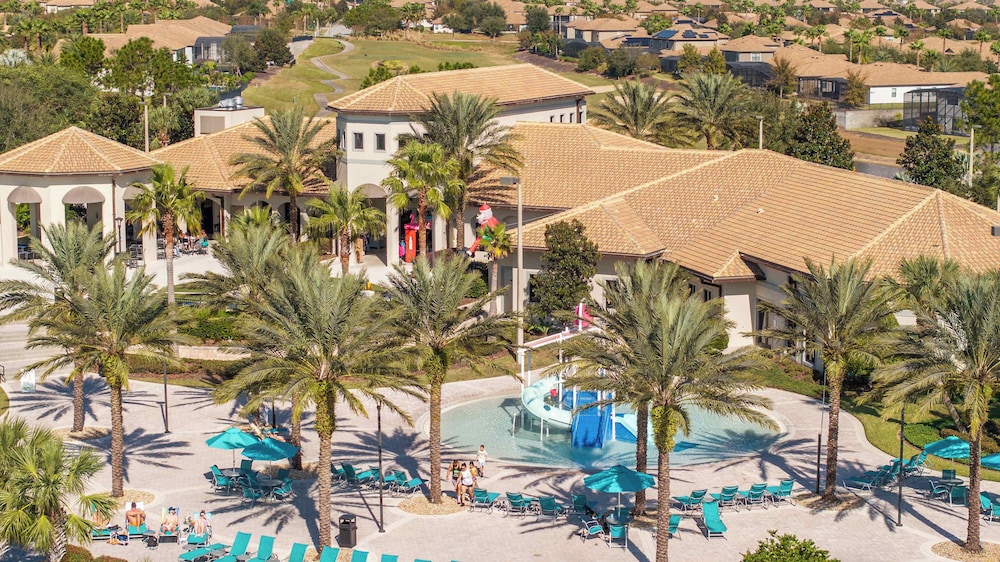Luxurious 4Bd Villa Private Pool @ Champions Gate Resort 9021