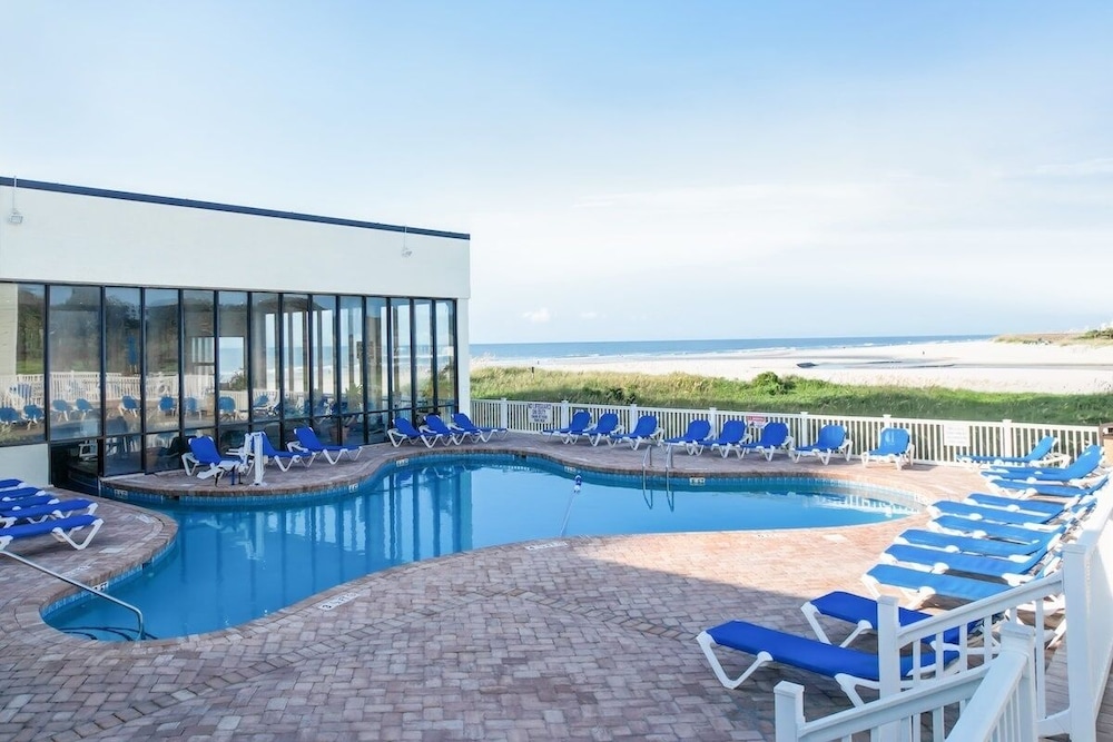 Sands Beach Club 1027 2 Bedroom Condo