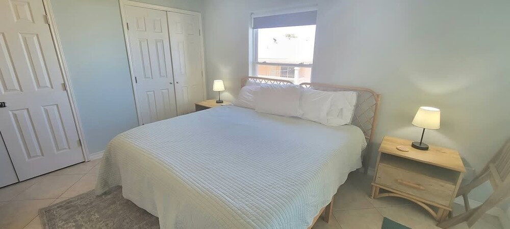 2 Levels Pool Near Beach 2 Patios 2 Bedroom Apts
