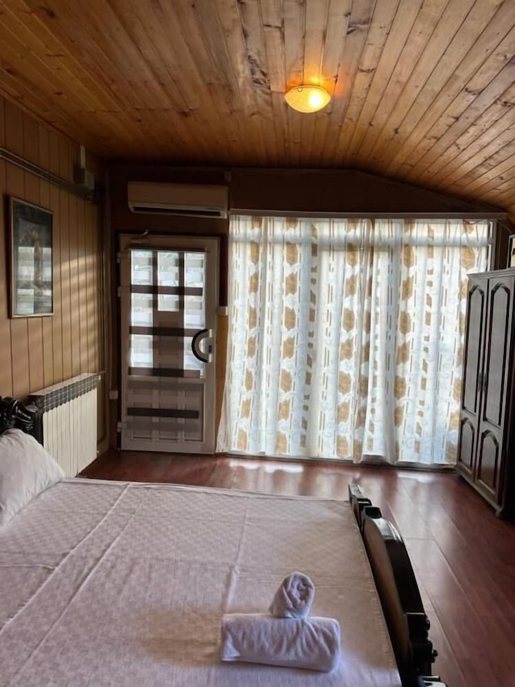 Odelia hostel