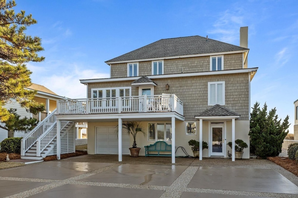 Taylor Cottage 5 Bedroom Home